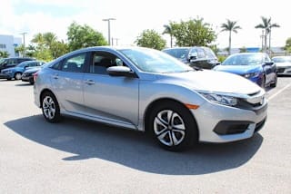 2018 Honda Civic LX 19XFC2F51JE027927 2018 Honda Civic LX