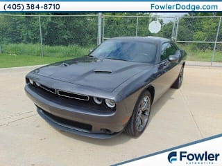 2017 Dodge Challenger SXT 2C3CDZAG6HH555130 2017 Dodge Challenger SXT