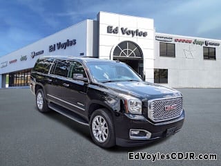 2017 GMC Yukon XL Denali 1GKS2HKJ9HR377512 2017 GMC Yukon XL Denali