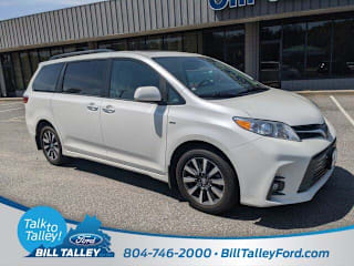 2018 Toyota Sienna XLE Premium 7-Passenger 5TDDZ3DCXJS198985 2018 Toyota Sienna XLE Premium 7-Passenger