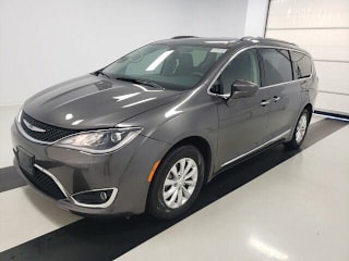 2019 Chrysler Pacifica Touring L 2C4RC1BG3KR731299 2019 Chrysler Pacifica Touring L