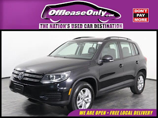 2017 Volkswagen Tiguan WVGAV7AX8HK038419 2017 Volkswagen Tiguan