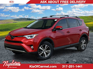 2017 Toyota RAV4 JTMWFREV2HJ120292 2017 Toyota RAV4