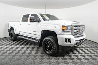 2017 GMC Sierra 3500HD Denali 1GT42YEY6HF117079 2017 GMC Sierra 3500HD Denali
