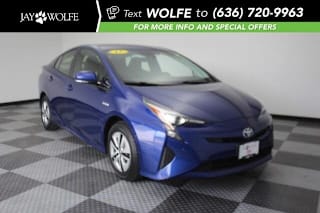 2017 Toyota Prius Three JTDKARFUXH3047244 2017 Toyota Prius Three
