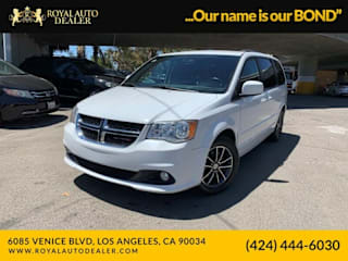 2017 Dodge Grand Caravan SXT 2C4RDGCG5HR698670 2017 Dodge Grand Caravan SXT