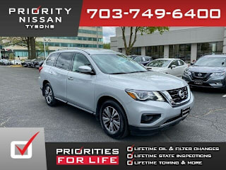 2017 Nissan Pathfinder S 5N1DR2MM7HC912713 2017 Nissan Pathfinder S