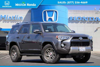 2019 Toyota 4Runner TRD Off-Road Premium JTEBU5JR8K5636741 2019 Toyota 4Runner TRD Off-Road Premium