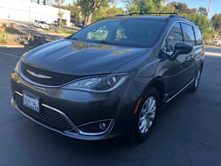 2017 Chrysler Pacifica Touring-L 2C4RC1BG5HR569412 2017 Chrysler Pacifica Touring-L