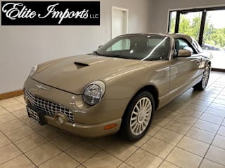 2005 Ford Thunderbird Deluxe 1FAHP60A75Y102890 2005 Ford Thunderbird Deluxe
