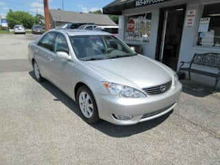 2005 Toyota Camry XLE V6 4T1BF30K554605704 2005 Toyota Camry XLE V6