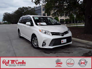 2020 Toyota Sienna XLE Premium 8-Passenger 5TDYZ3DC0LS051921 2020 Toyota Sienna XLE Premium 8-Passenger
