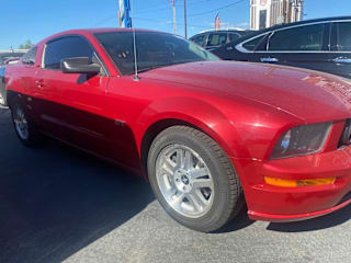 2008 Ford Mustang GT Deluxe 1ZVHT82H385159828 2008 Ford Mustang GT Deluxe