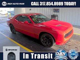 2018 Dodge Challenger SXT 2C3CDZAG0JH130833 2018 Dodge Challenger SXT
