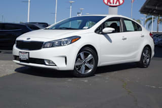 2018 Kia Forte S 3KPFL4A76JE213693 2018 Kia Forte S