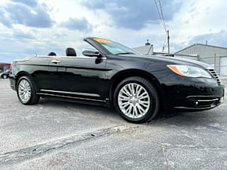 2014 Chrysler 200 Convertible 1C3BCBFG5EN135814 2014 Chrysler 200 Convertible