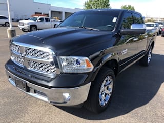 2018 Ram Pickup 1500 1C6RR7NM5JS352375 2018 Ram Pickup 1500