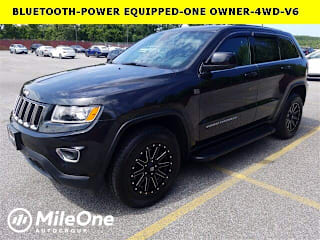 2016 Jeep Grand Cherokee Laredo 1C4RJFAG0GC405996 2016 Jeep Grand Cherokee Laredo