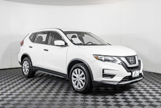2017 Nissan Rogue S KNMAT2MT5HP576374 2017 Nissan Rogue S