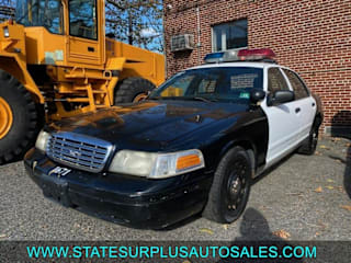 2005 Ford Crown Victoria 2FAHP71W75X164791 2005 Ford Crown Victoria