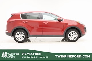 2018 Kia Sportage KNDPMCAC8J7485705 2018 Kia Sportage