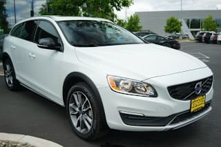 2018 Volvo V60 Cross Country T5 Premier YV440MWK8J2048916 2018 Volvo V60 Cross Country T5 Premier