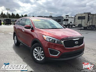 2017 Kia Sorento LX 5XYPGDA38HG245192 2017 Kia Sorento LX