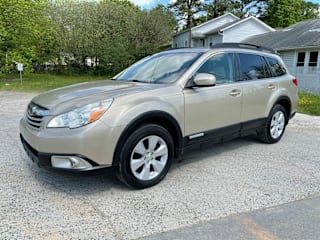 2010 Subaru Outback 2.5i Premium 4S4BRCGC8A3340895 2010 Subaru Outback 2.5i Premium