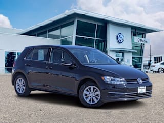 2018 Volkswagen Golf 1.8T S 3VWG17AU6JM282081 2018 Volkswagen Golf 1.8T S