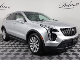 2019 Cadillac XT4 Luxury 1GYAZAR41KF103122 2019 Cadillac XT4 Luxury