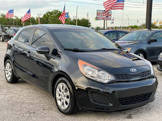 2013 Kia Rio 5-Door KNADM5A32D6233485 2013 Kia Rio 5-Door
