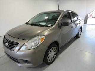 2014 Nissan Versa 1.6 S 3N1CN7AP3EL857705 2014 Nissan Versa 1.6 S
