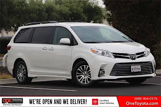 2018 Toyota Sienna XLE 8-Passenger 5TDYZ3DC6JS926867 2018 Toyota Sienna XLE 8-Passenger