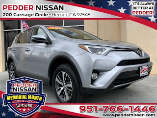 2018 Toyota RAV4 XLE JTMWFREV6JJ166939 2018 Toyota RAV4 XLE