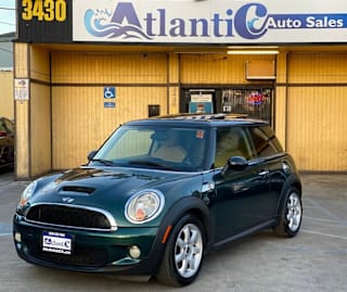 2010 MINI Cooper S WMWMF7C50ATW88479 2010 MINI Cooper S