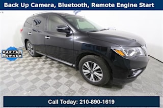2017 Nissan Pathfinder SV 5N1DR2MNXHC695800 2017 Nissan Pathfinder SV