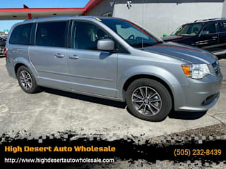 2017 Dodge Grand Caravan SXT 2C4RDGCG0HR818004 2017 Dodge Grand Caravan SXT