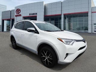 2018 Toyota RAV4 2T3NFREV9JW457271 2018 Toyota RAV4