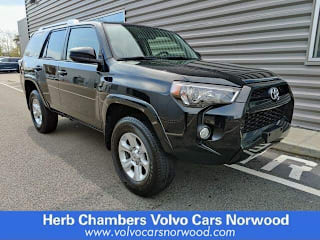 2018 Toyota 4Runner SR5 JTEBU5JR9J5562454 2018 Toyota 4Runner SR5