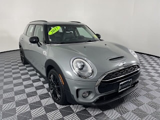 2017 MINI Clubman Cooper S ALL4 WMWLU5C53H2E81982 2017 MINI Clubman Cooper S ALL4