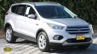 2018 Ford Escape SE 1FMCU0GD6JUA57271 2018 Ford Escape SE
