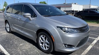 2018 Chrysler Pacifica Touring Plus 2C4RC1FG3JR175276 2018 Chrysler Pacifica Touring Plus