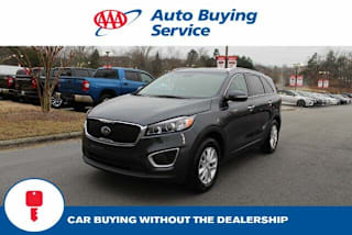 2018 Kia Sorento 5XYPG4A32JG405105 2018 Kia Sorento