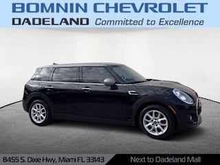 2017 MINI Clubman Cooper WMWLN5C50H2E32722 2017 MINI Clubman Cooper