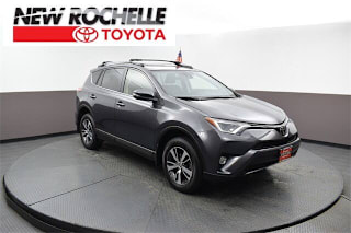 2018 Toyota RAV4 JTMRFREV4JJ201216 2018 Toyota RAV4