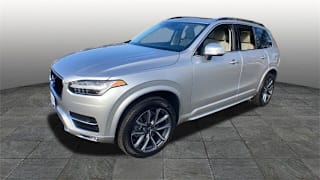 2018 Volvo XC90 T5 Momentum 7-Passenger YV4102PK4J1349341 2018 Volvo XC90 T5 Momentum 7-Passenger