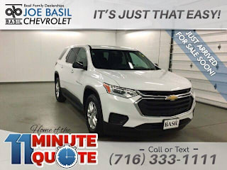 2018 Chevrolet Traverse LS 1GNERFKW9JJ246483 2018 Chevrolet Traverse LS