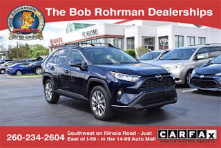 2019 Toyota RAV4 XLE Premium JTMA1RFV3KD017833 2019 Toyota RAV4 XLE Premium