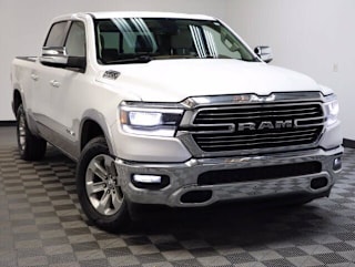 2020 Ram Pickup 1500 Laramie 1C6RREJT6LN421349 2020 Ram Pickup 1500 Laramie