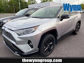 2019 Toyota RAV4 Hybrid XSE JTMEWRFV8KJ026192 2019 Toyota RAV4 Hybrid XSE